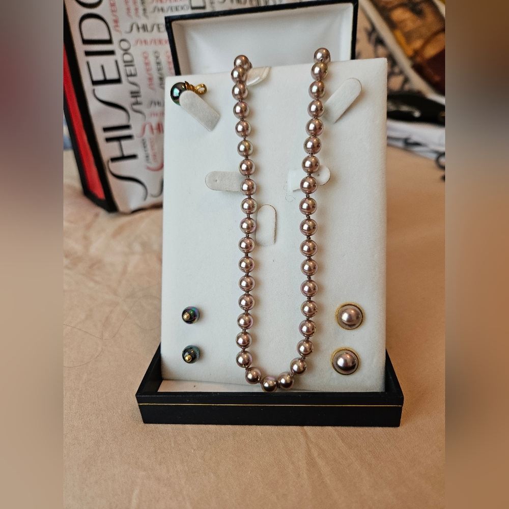 Pearl Necklace And Earrings Set Champagne With Additional Set